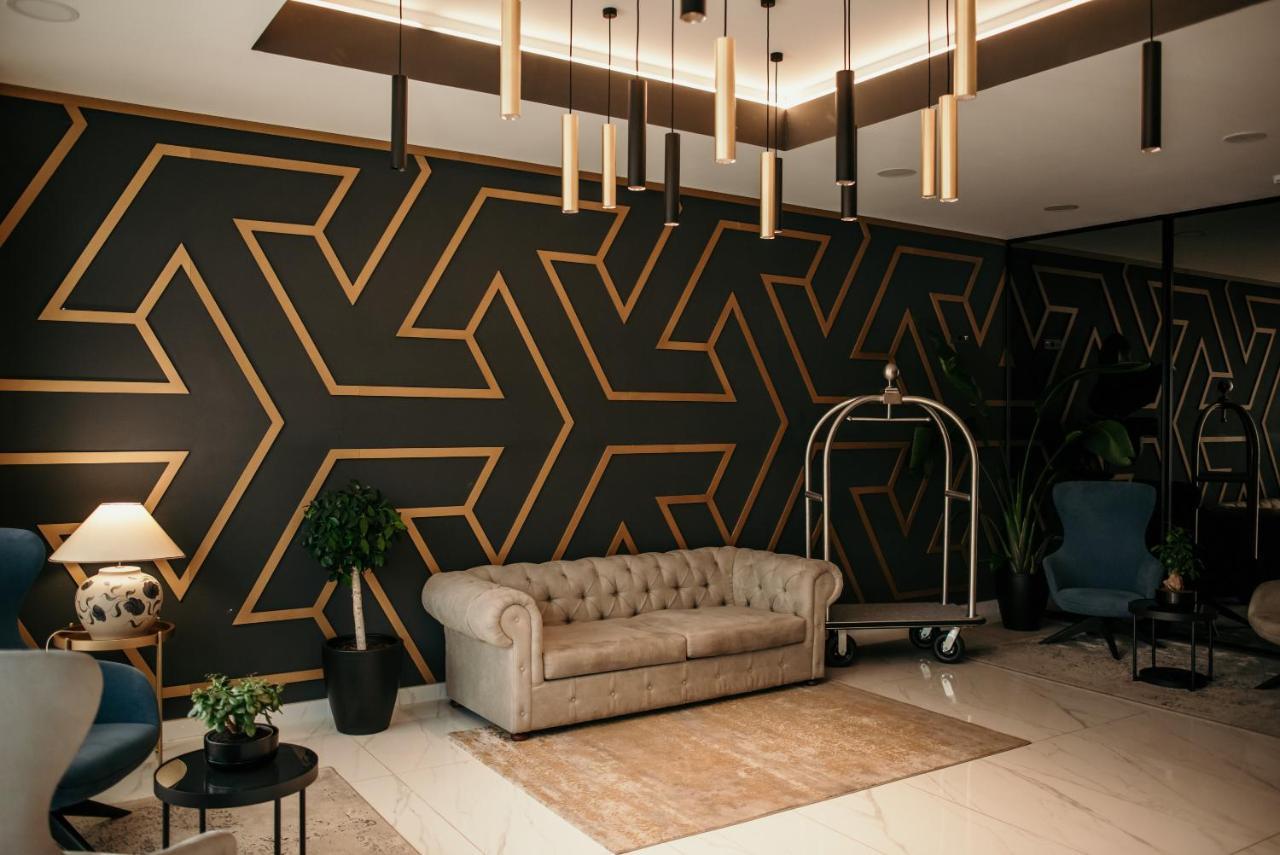 Hotel Lux Melide Exteriör bild