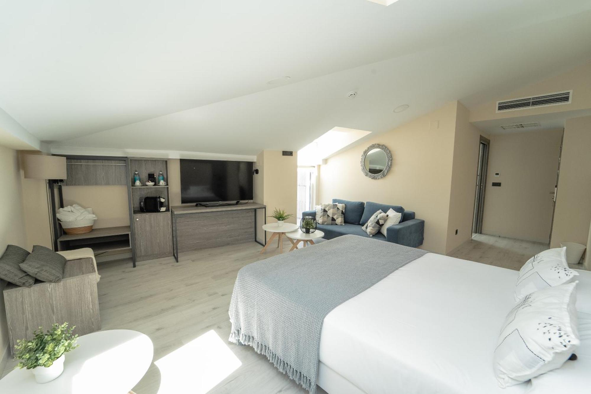 Hotel Lux Melide Exteriör bild